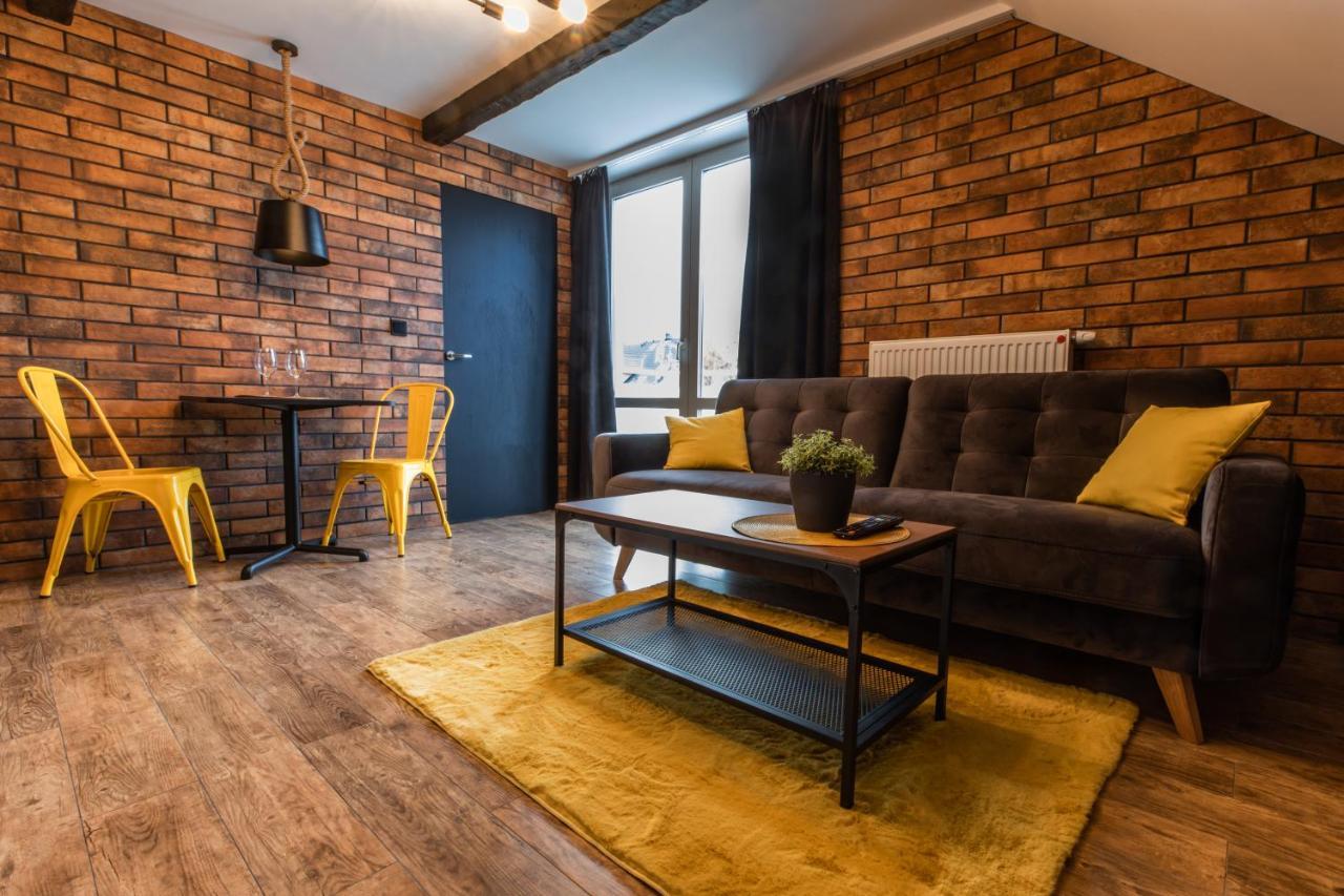 Stylowe Apartamenty Plewiska Exteriör bild