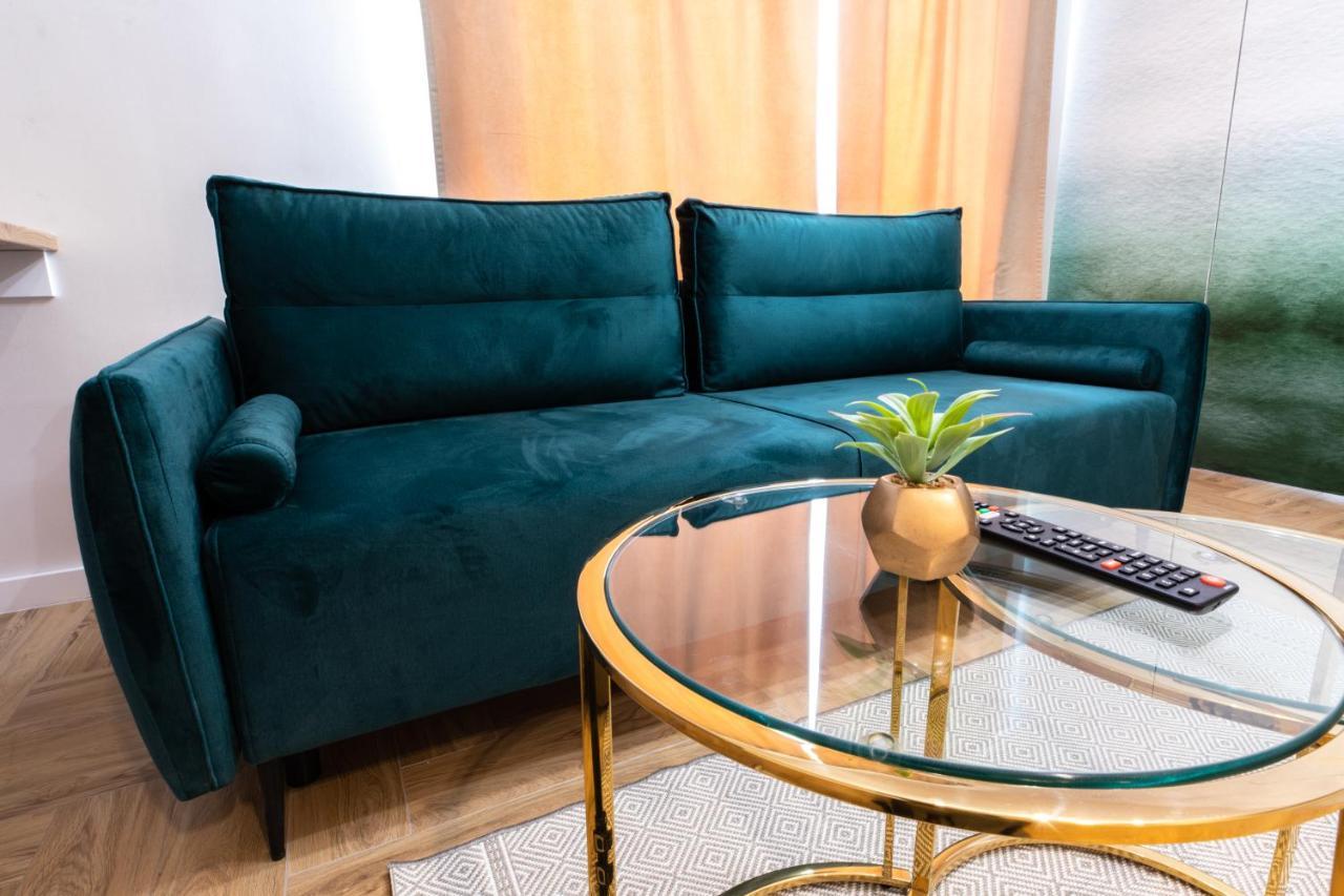 Stylowe Apartamenty Plewiska Exteriör bild