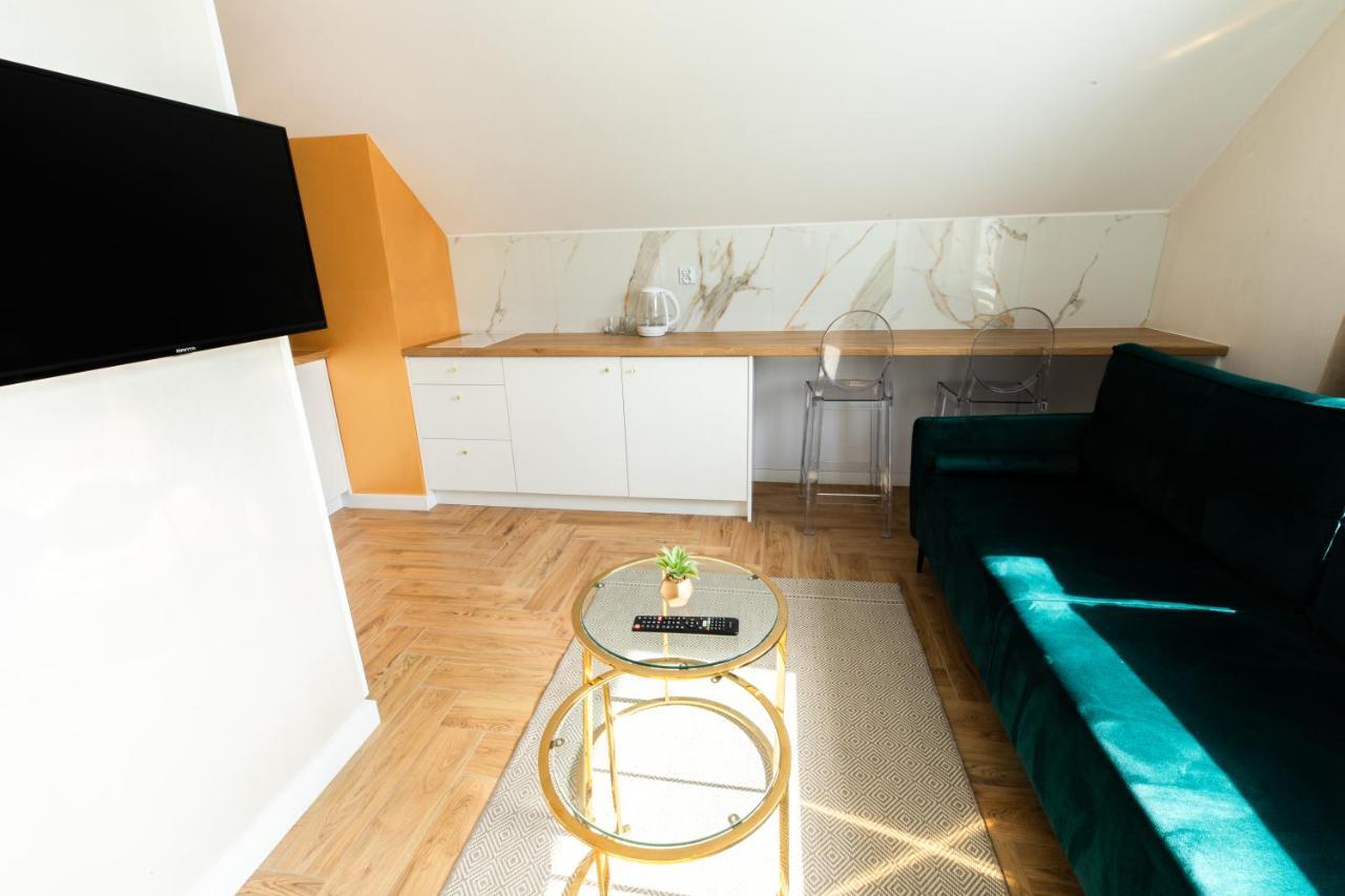 Stylowe Apartamenty Plewiska Exteriör bild